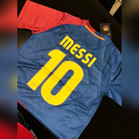 Soccer shirts - Picture 9 of 16